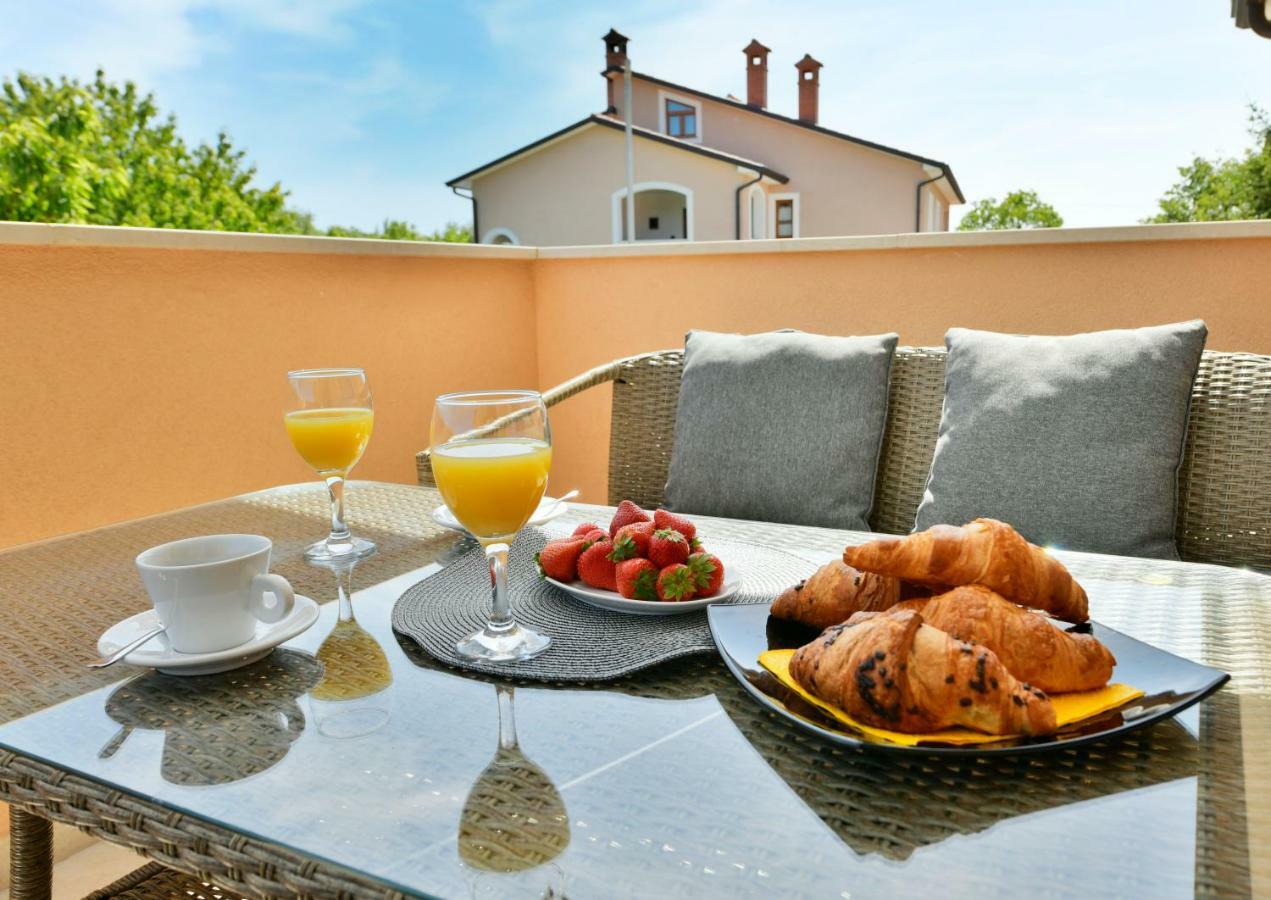 Villa Aromatica Vižinada Buitenkant foto